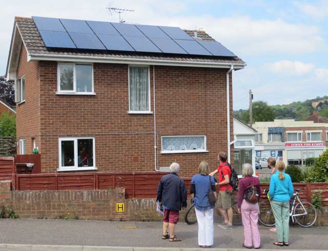 green-home-solar-panel